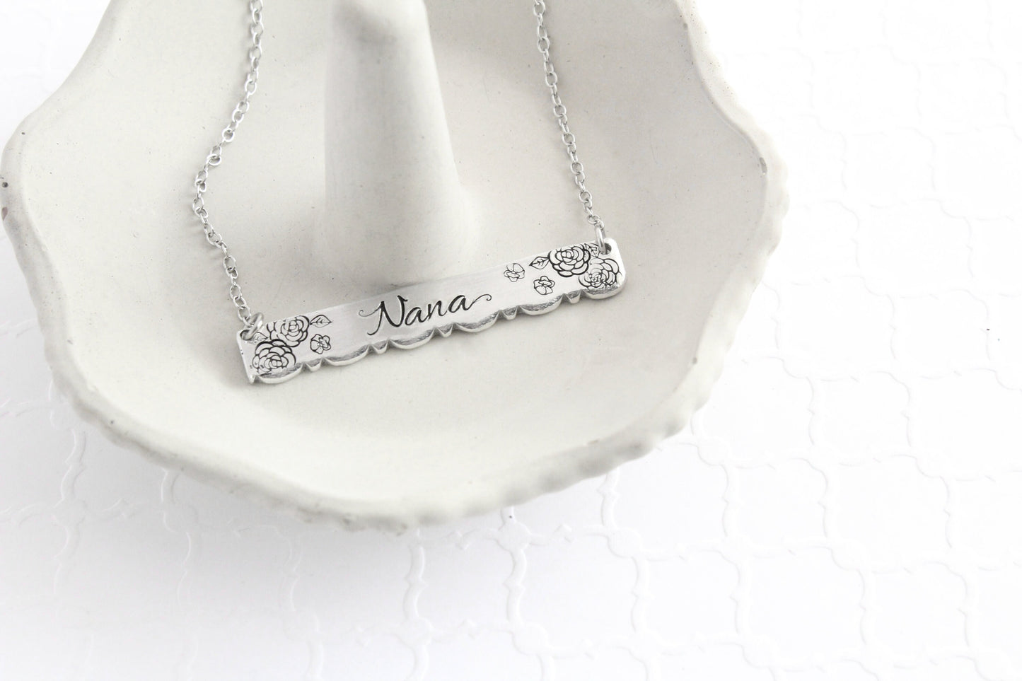 Grandma Name Scalloped Bar Necklace